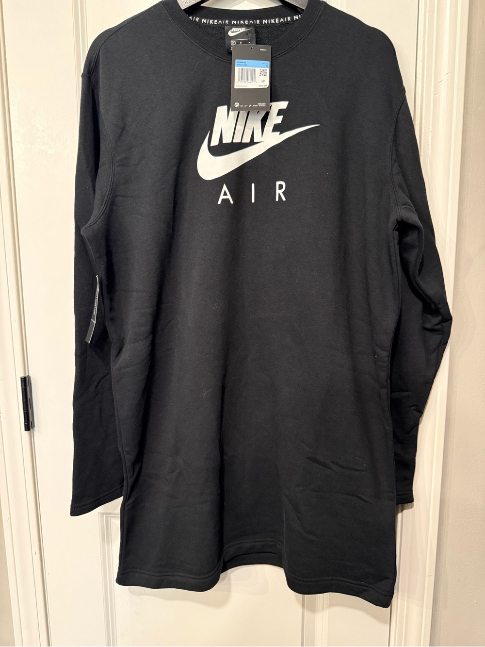 Nike Black Long-Sleeve LOGO DRESS